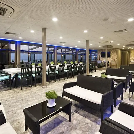 Sanli Beach Resort Hotel 3*